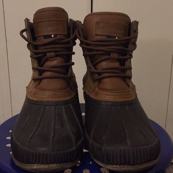 Tommy Hilfiger boots - Picture 1 of 4